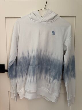 Abercrombie kids White and Blue Dip-Dye Crewneck Hoodie